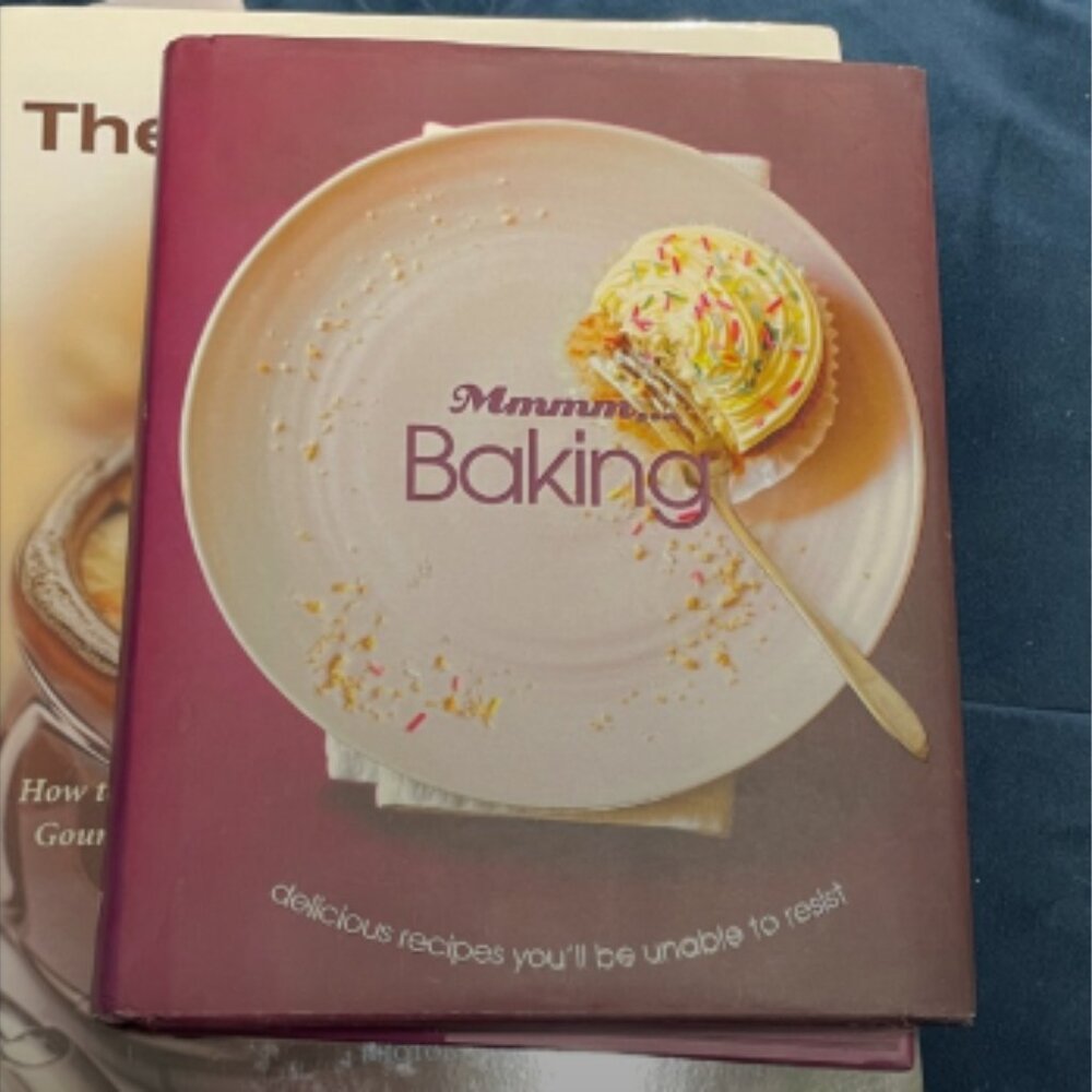 Hmmm Baking Cookbook